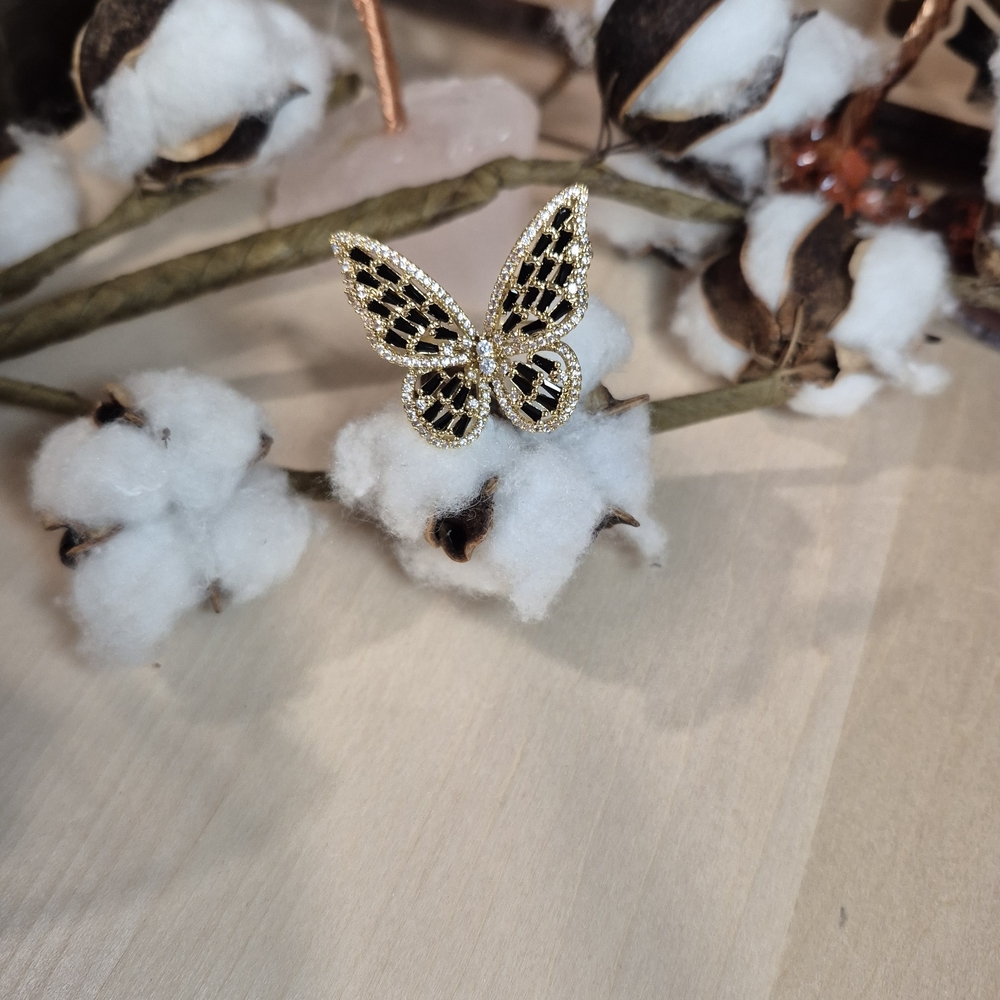 🦋🦋NEW🦋🦋 BEAUTIFUL!! Gold Plated Over Copper CZ Adjustable Butterfly Ring - Picture 10 of 11